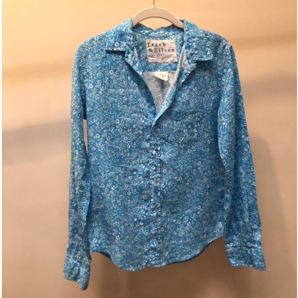 Frank & Eileen blue floral “Barry” shirt